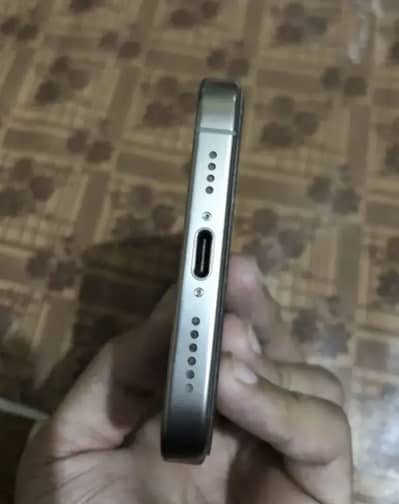 Iphone 16 Pro Max non pta sim working 4 months LLA model