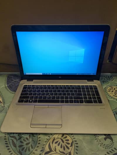 HP Elitebook 850 G3  15.6 touch screen  i7 6gen 8/224 ssd