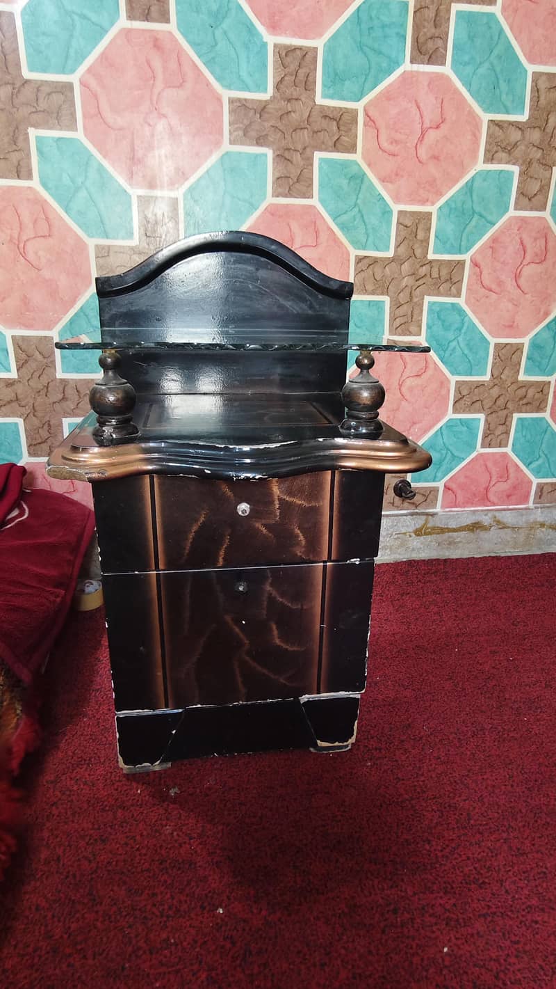 side tables 0