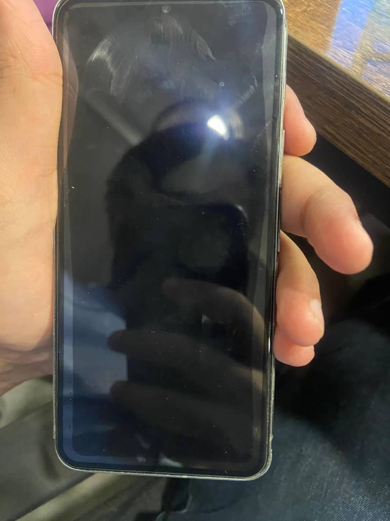 Google Pixel 8 4