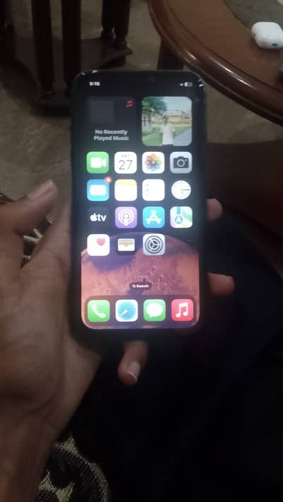 Apple iPhone XR