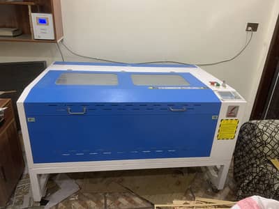 Laser cutting machine x900c