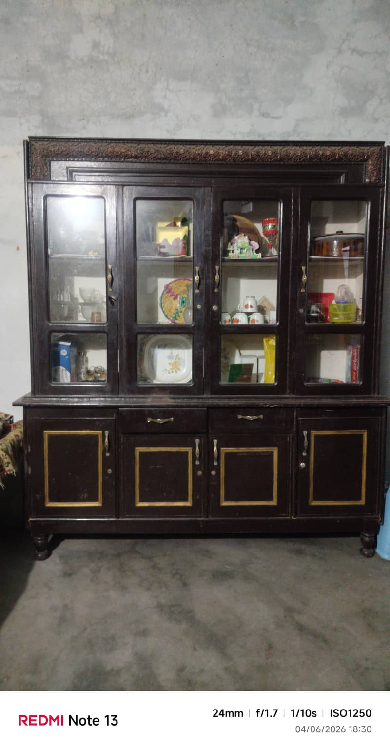 Dressing table 0