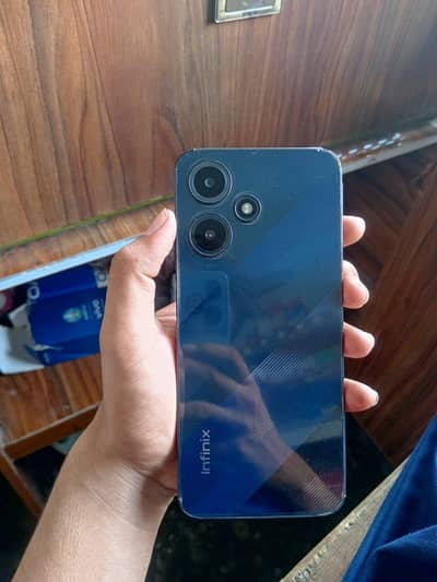 Infinix Hot 30 Play