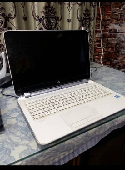Hp pavilion Corei3
