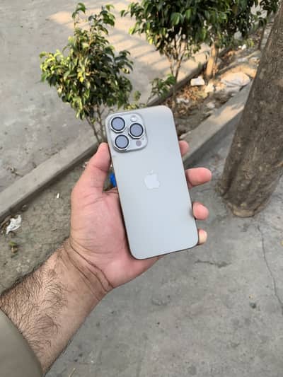 Apple iPhone 15 Pro Max JV