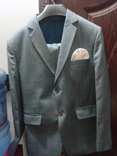 one time used medium size three pice