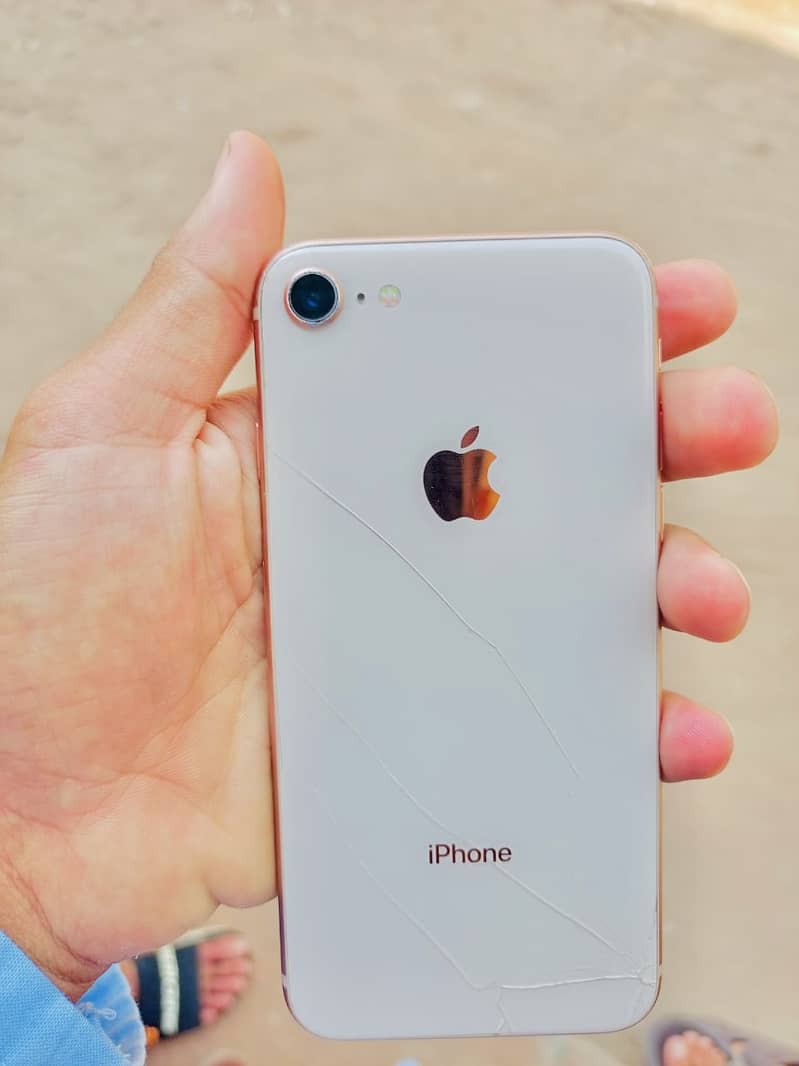 iPhone 8 Jv 4
