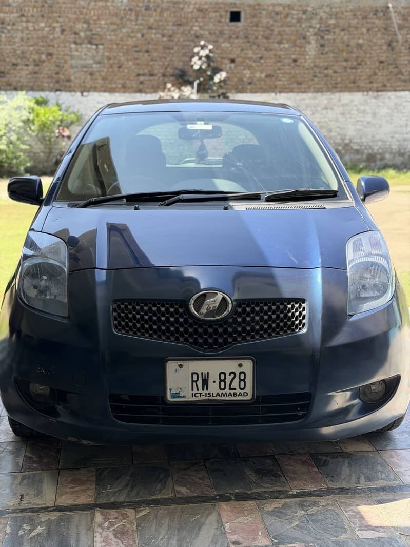 Vitz 2