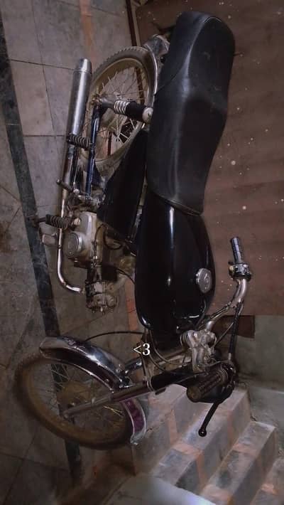 CD70 Bike