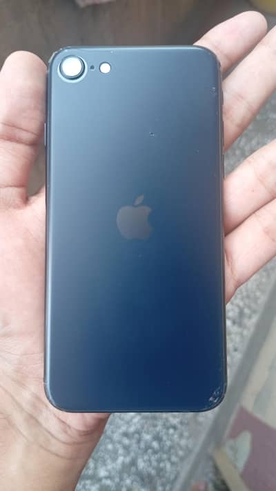 Apple iPhone SE