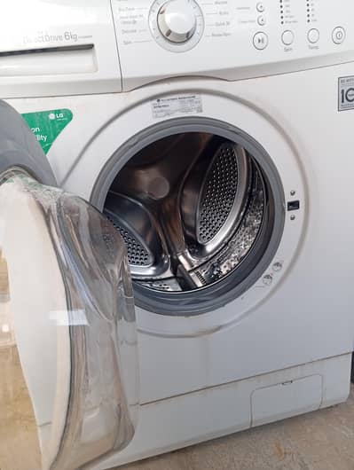 LG  Front load Automatic Machine 6kg