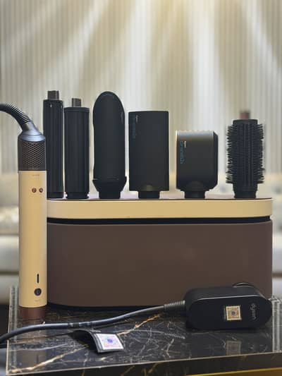 Dyson Airwrap Coanda2x multistyler and dryer HS09