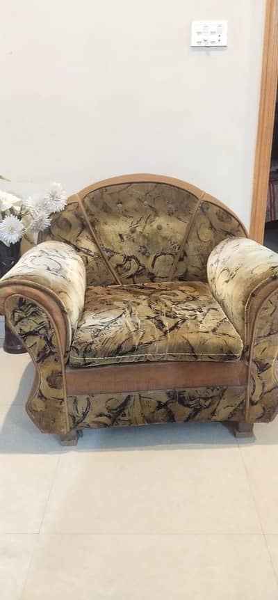 3 Piece Sofa Set - Strong Frame, Sirf Cover Change karein