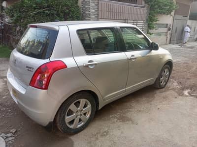 Suzuki Swift 2012