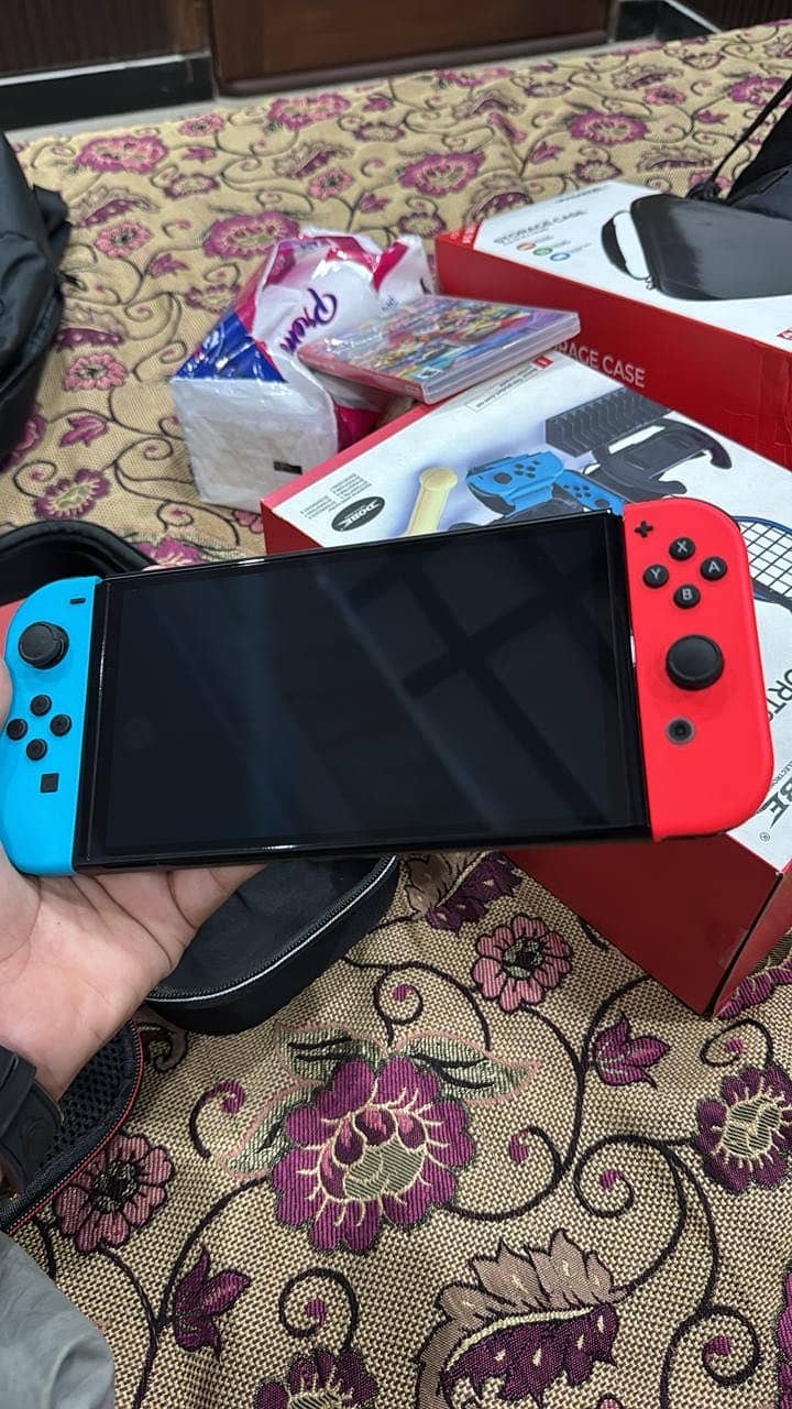 NITENDO SWITH OLED MODEL 1