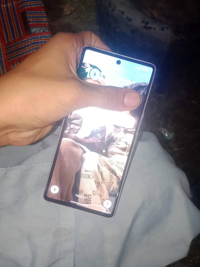 Google Pixel 7 9