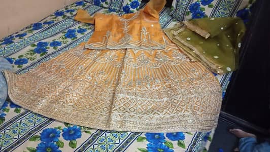 mehndi lehenga