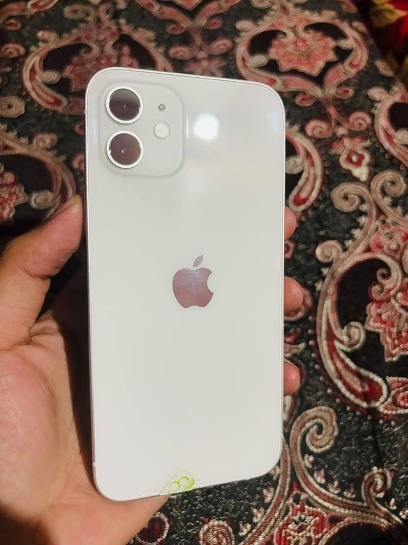 Apple iPhone 12 2