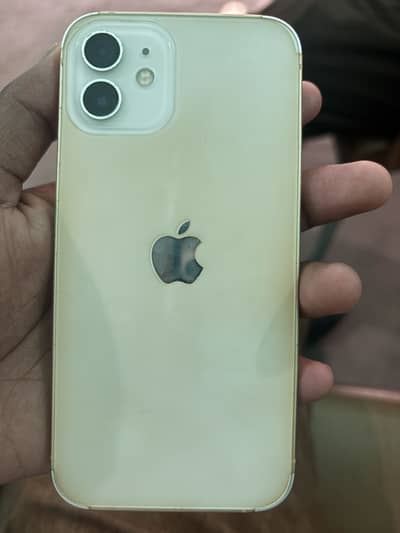 Apple iPhone 12