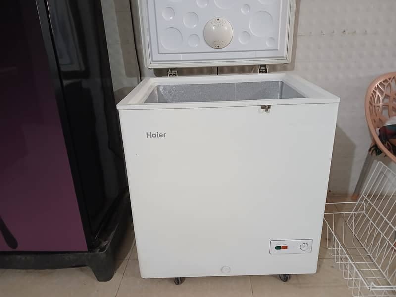 Single deep freezer 0
