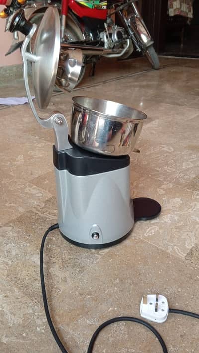 Citrus Juicer / Orange Juicer