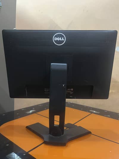 DELL P2213T 22” Anti-Glare LCD