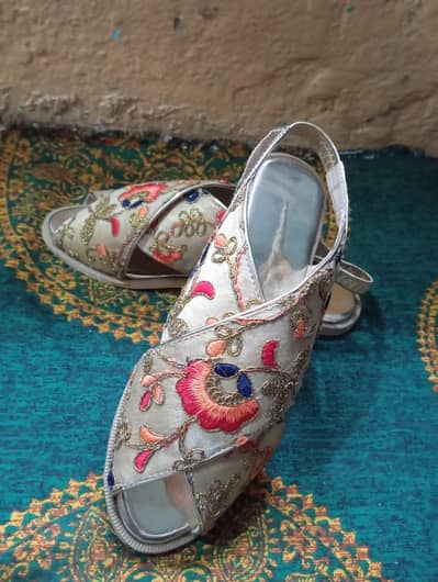 embroidery footwear
