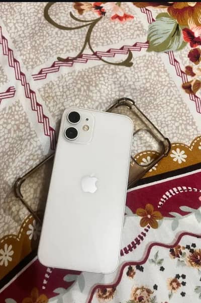 Apple iPhone 12 mini