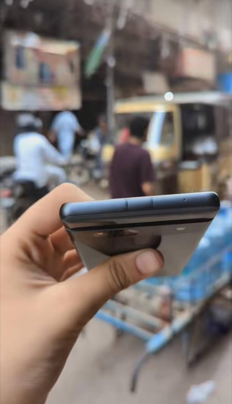 Google Pixel 7a 4