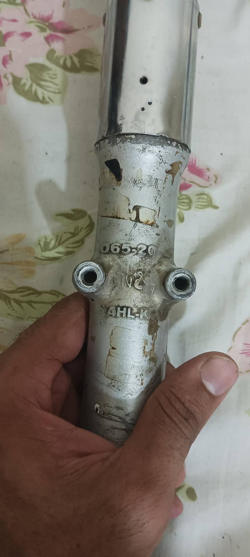CD 70 front shocks 3