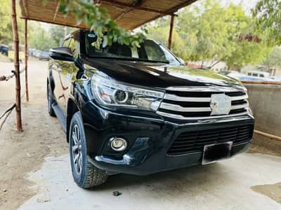 Toyota Hilux Revo V 2019