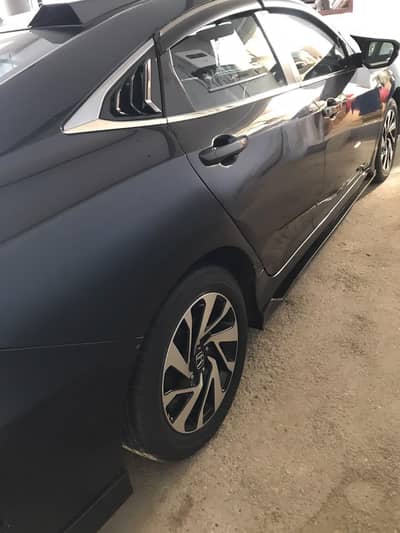 Honda Civic Oriel 2017
