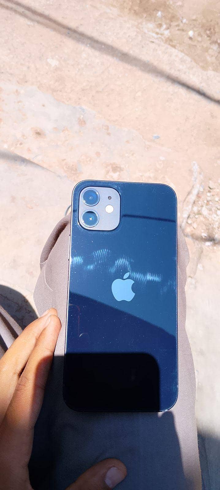 Apple iPhone 12 sim time 2