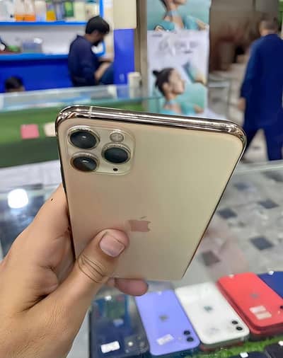 Apple iPhone 11 Pro Max 256 GB 03238136155 My Whatsapp number