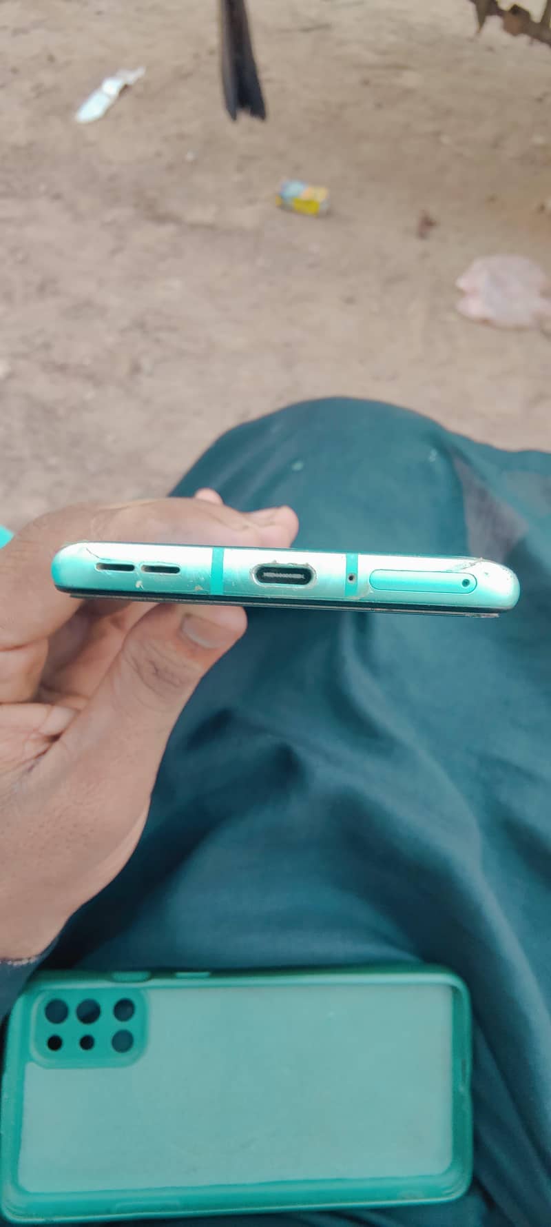 One Plus 8T 5