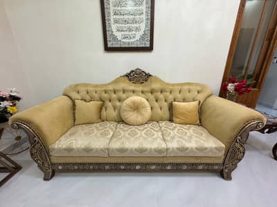 05 seater Sofa set available (Almost new)