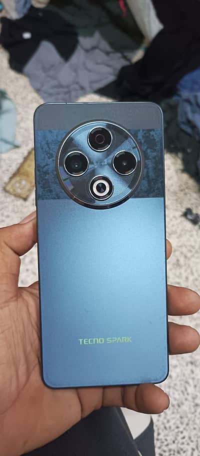 Tecno Spark 30