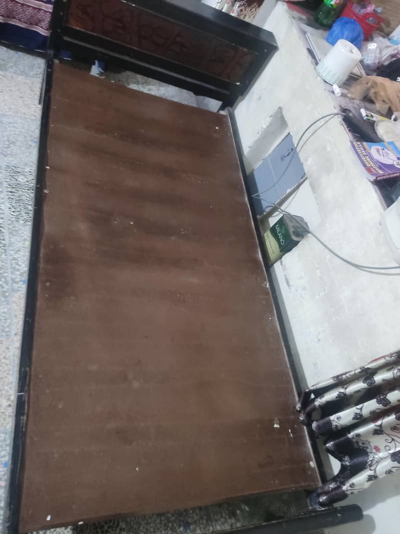 single bed 0