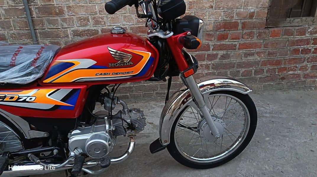 2025 Model 10