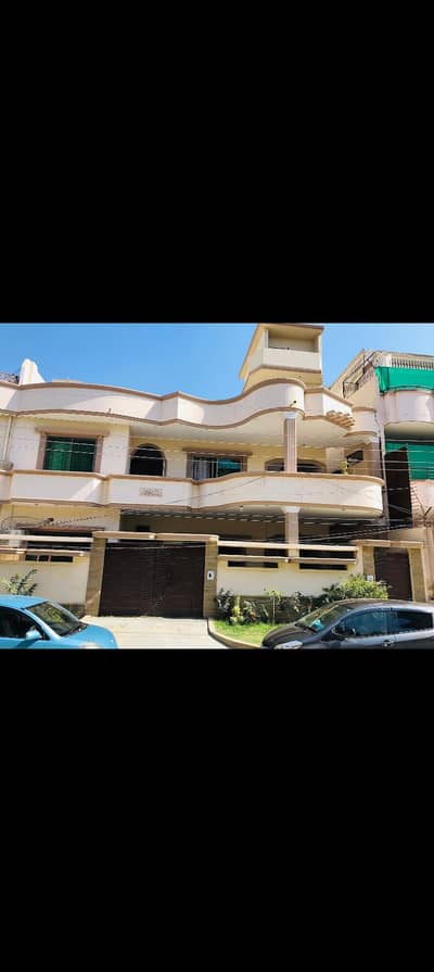 1st floor portion for rent west open