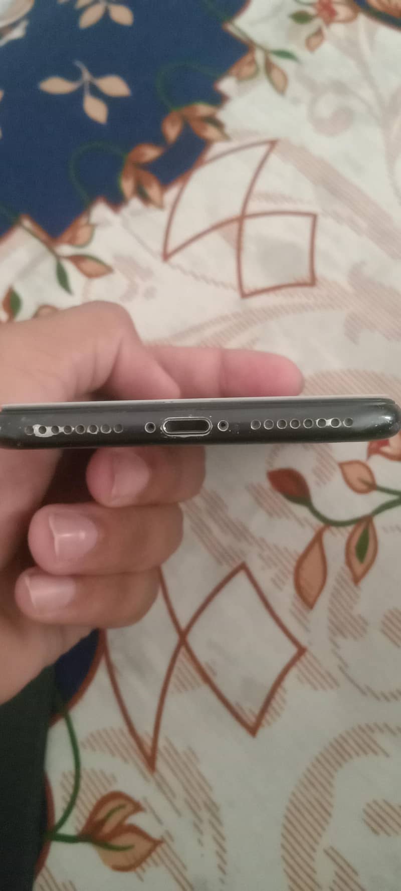 Apple iPhone 7 Plus 1