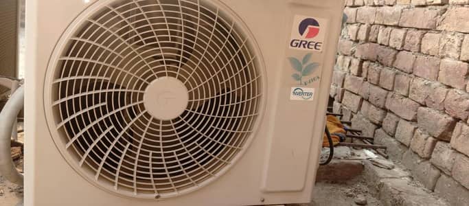 I'm saleing Gree ac one tan