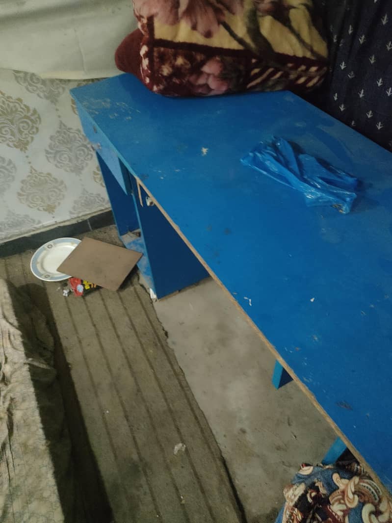 reception table 3