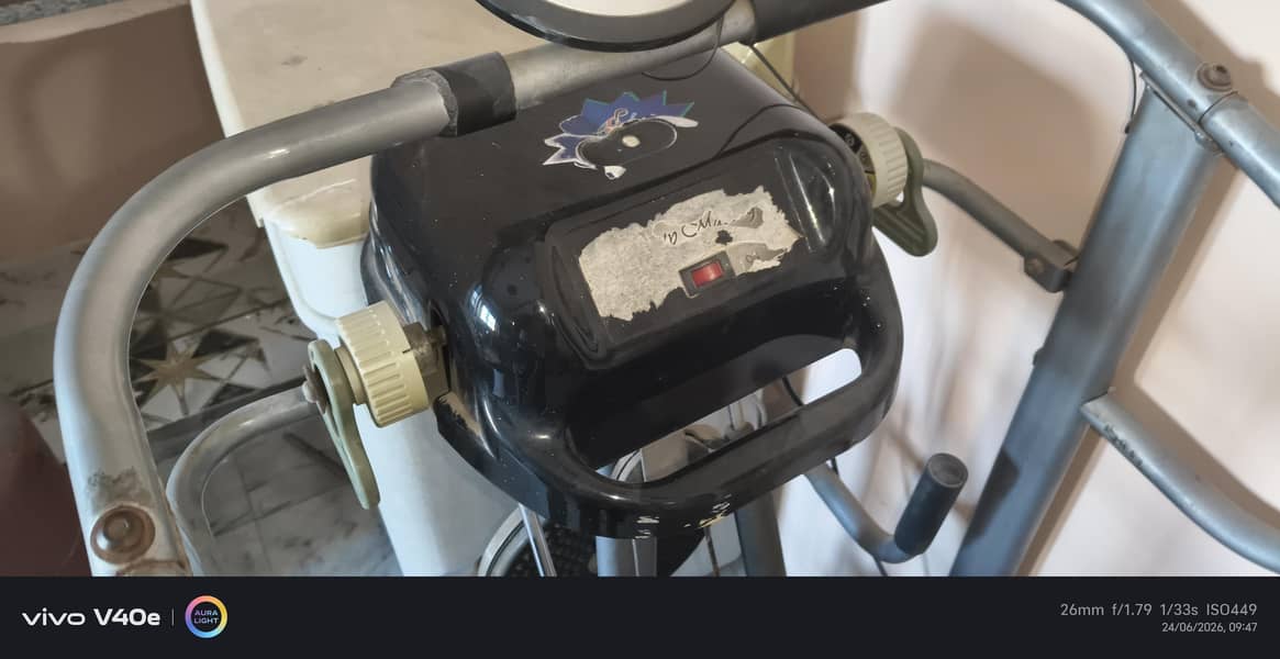 treadmill exercise machine 4