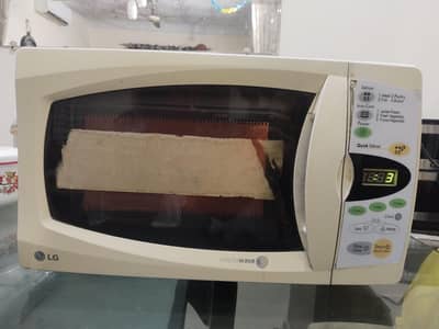 Urgent Sale Microwave