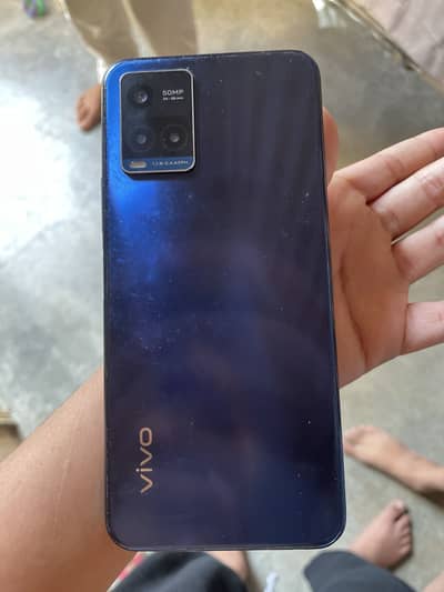 Vivo V21