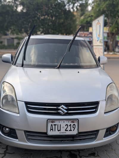 Suzuki swift 2010 DLX 1.3