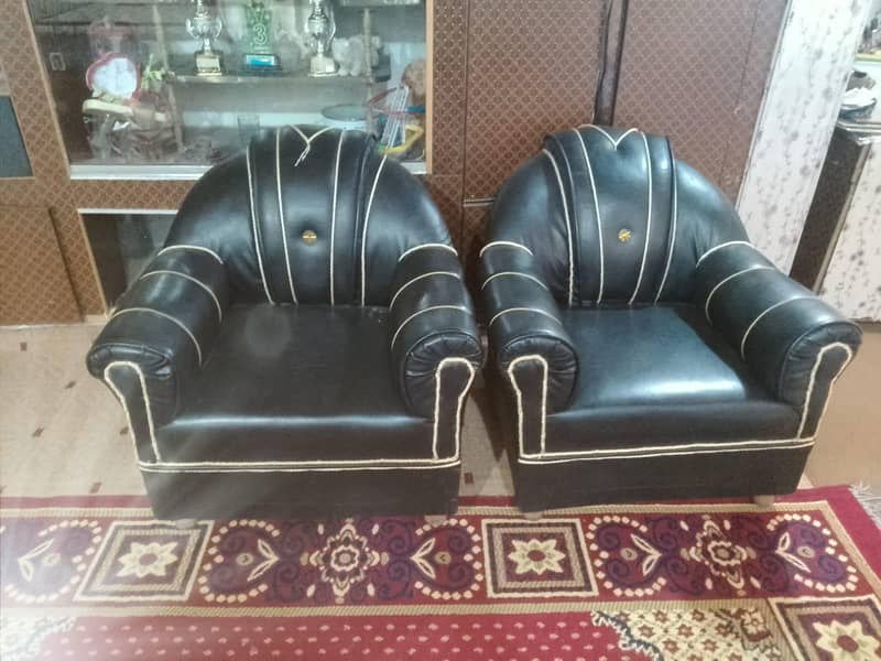 Sofa set 5 seaters 0