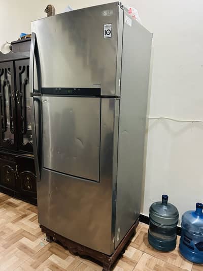 LG REFRIGERATOR - FREEZER